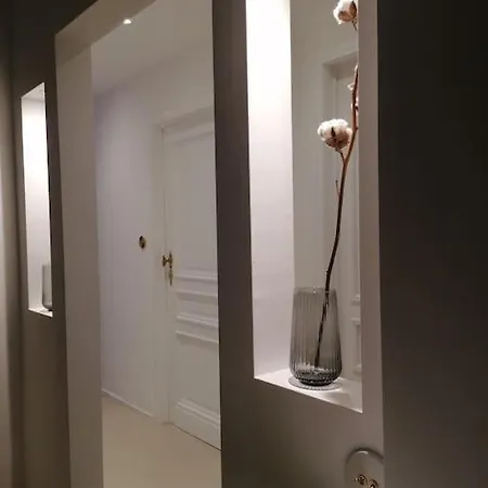 Apartment Fernand Namur