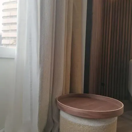 Fernand Apartment